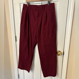 Maroon trousers from a new day size 12. Amazing pants for fall.